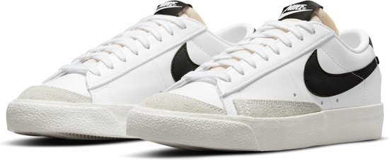 Baskets pour femmes Nike - Taille 38.5 - Femme - blanc - noir | bol.com