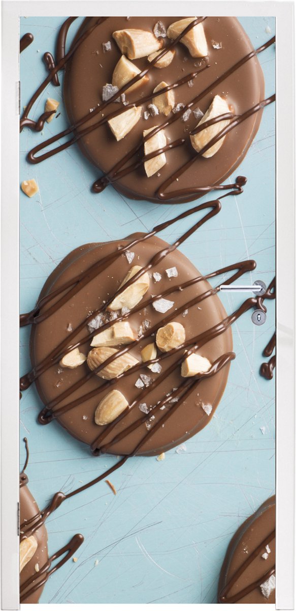 Afbeelding van product StickerSnake  Deursticker Chocoladekoekjes met nootjes - 90x235 cm - Deurposter