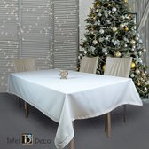 Kerst tafellinnen, licht ecru met gouden streep, vuilafstotend, rechthoek 150 x 250 cm