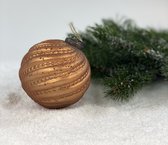Oneiro's luxe kerstbal STRAAL Koper – ø10 cm - kerstbal - luxe verpakking – kerstcollectie – kerstdecoratie – kerstboomhanger – kerstversiering – goud
