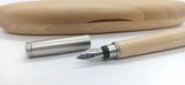 CLASSIC , stylo plume en bois de hêtre avec élégant coffret ovale en bois. Encre PELIKAN.