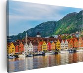 Artaza Canvas Schilderij Gekleurde Huizen in Byrggen, Noorwegen - 120x80 - Groot - Foto Op Canvas - Wanddecoratie Woonkamer