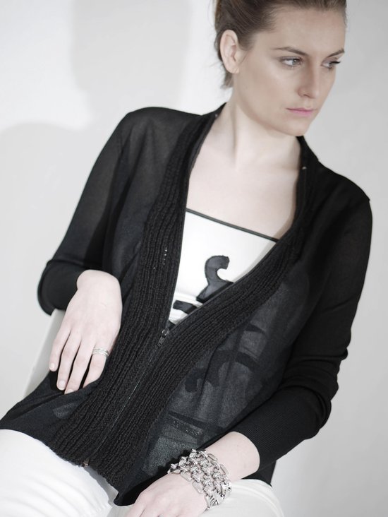 YELIZ YAKAR - Cardigan de sortie d'été fin de Luxe pour femme "Barkida" avec encolure contrastée tricotée à la main avec fermeture éclair - Zwart - Rayonne - taille S/36 - vêtements de marque