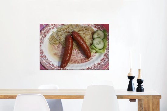 Canvas Schilderij Zuurkool met rookworst en komkommer - 60x40 cm - Wanddecoratie