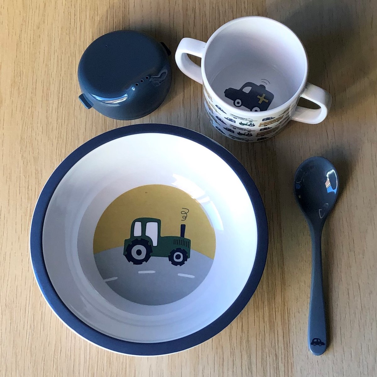 Smallstuff tractor voertuigen kinderservies geschenkset - kom + tuitbeker + lepel