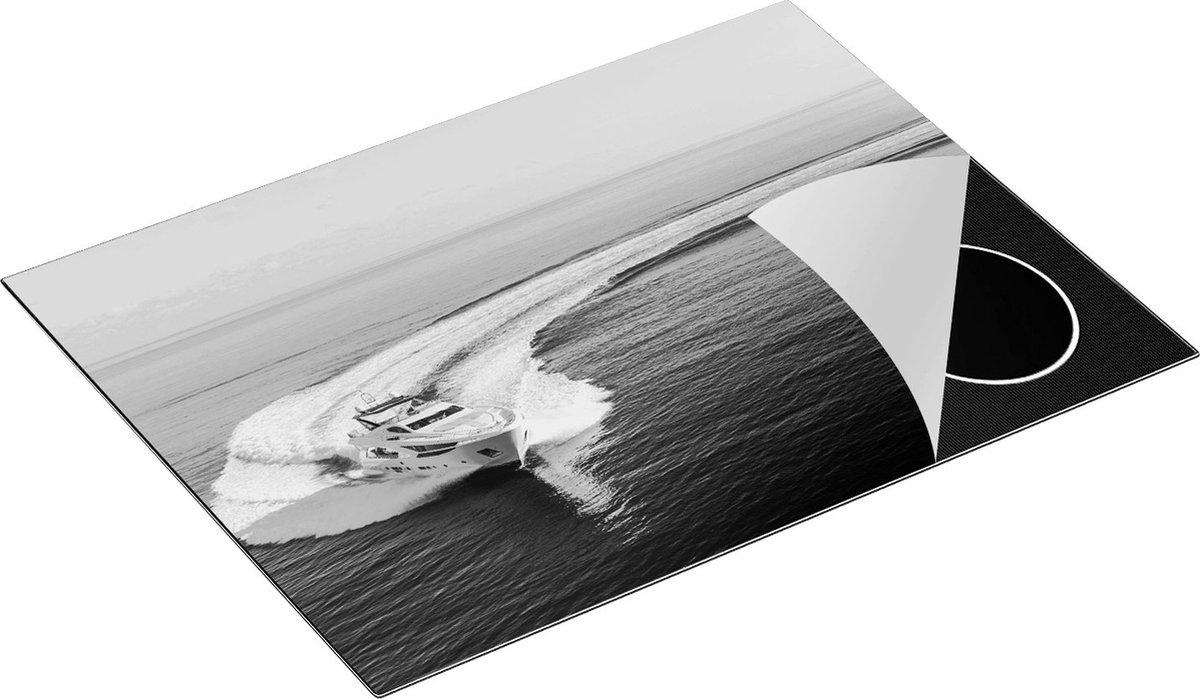 Chefcare Inductie Beschermer Jachtboot op het Water in een Bocht - Zwart Wit - 71x52 cm - Afdekplaat Inductie - Kookplaat Beschermer - Inductie Mat