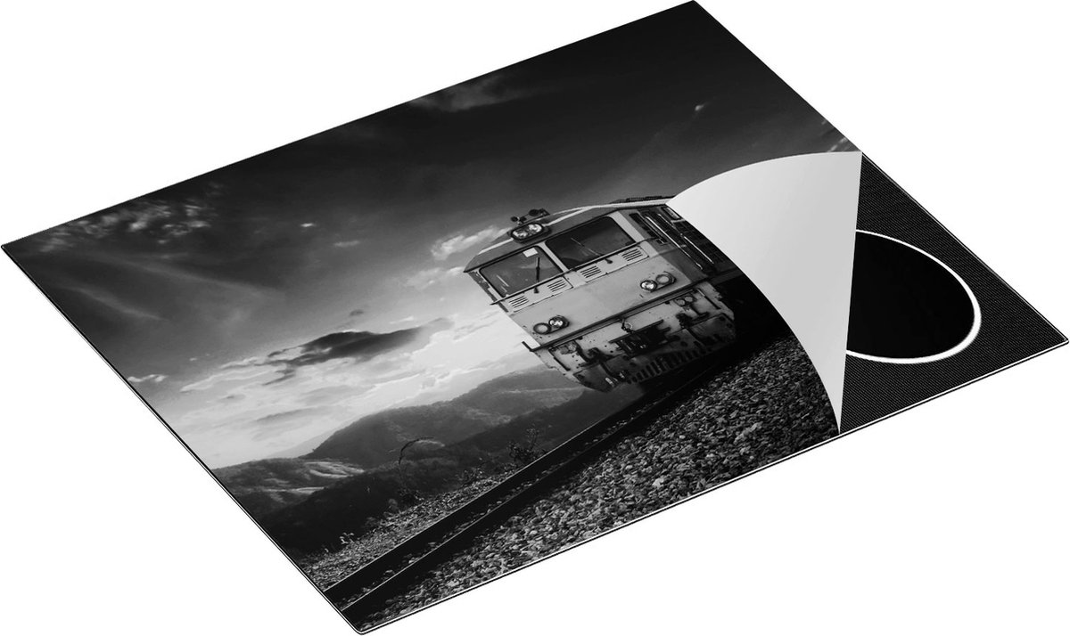 Chefcare Inductie Beschermer Trein tussen de Bergen in Thailand - Zwart Wit - 65x52 cm - Afdekplaat Inductie - Kookplaat Beschermer - Inductie Mat