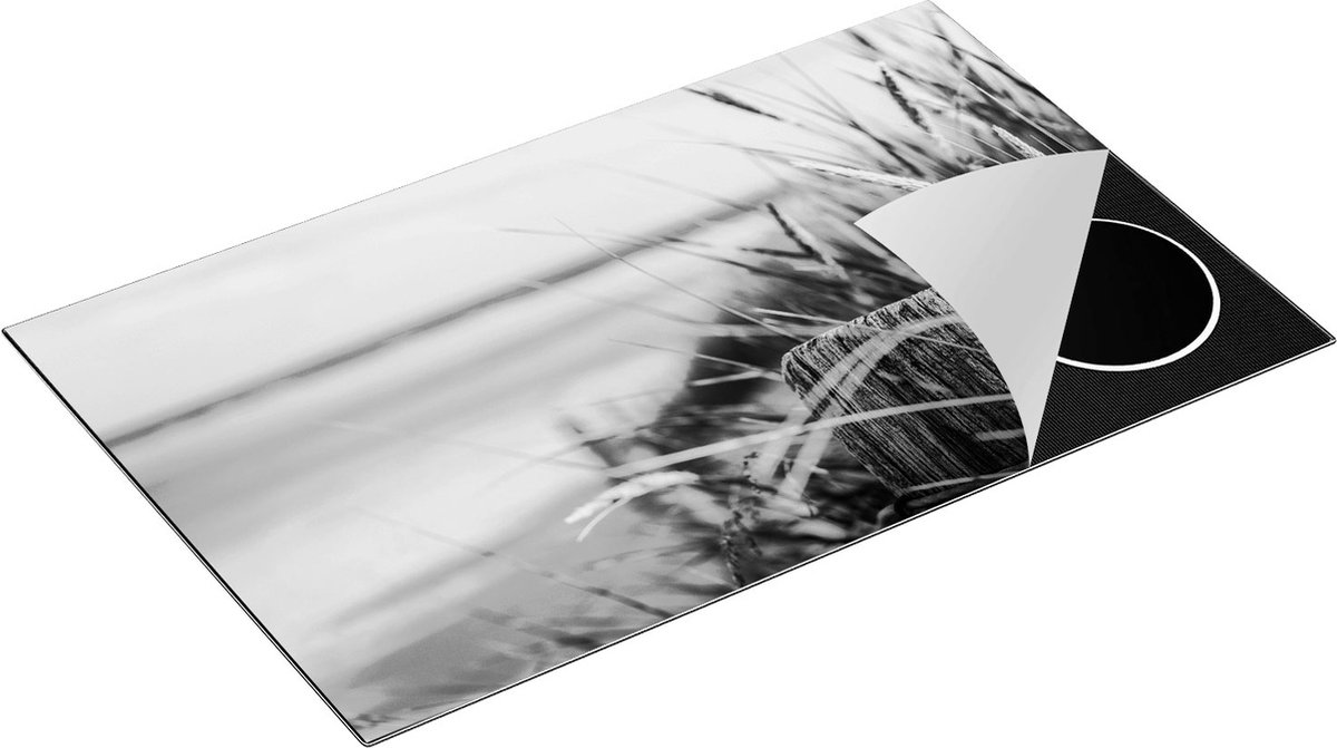 Chefcare Inductie Beschermer Strand en Zee op Achtergrond - Zwart Wit - 85x52 cm - Afdekplaat Inductie - Kookplaat Beschermer - Inductie Mat