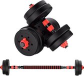 Een set verstelbare dumbbells en een halterstang met zwarte gewichtsplaten, rode accenten en stervormige sluitringen.