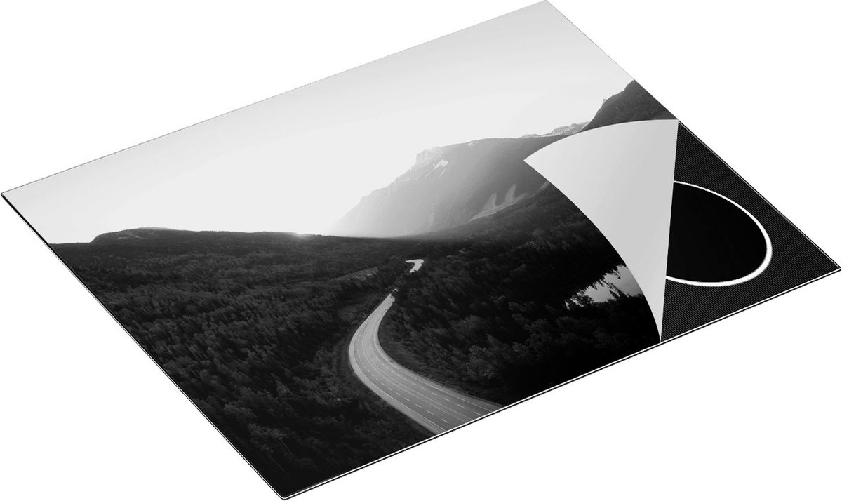 Chefcare Inductie Beschermer Weg Door het Bergen Landschap - Zwart Wit - 65x50 cm - Afdekplaat Inductie - Kookplaat Beschermer - Inductie Mat