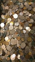 Munten WERELD (zonder Europa) - Een 1/2 kilo authentieke Wereldwijde munten (zonder Europa) voor uw verzameling, kunstproject, souvenir of als uniek cadeau. Gevarieerde samenstelling.