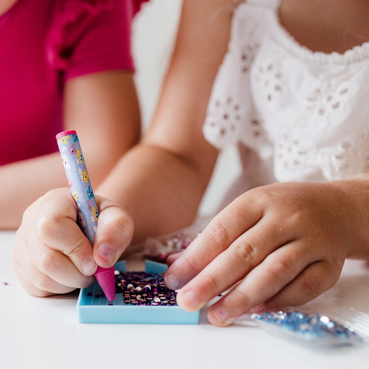 Totum Unicorn knutselkoffer 2-in-1 knutselset armbandjes maken en diamond painting - creatief speelgoed meisjes vanaf 5 jaar cadeau tip knutselen sieradenpakket — afbeelding 11