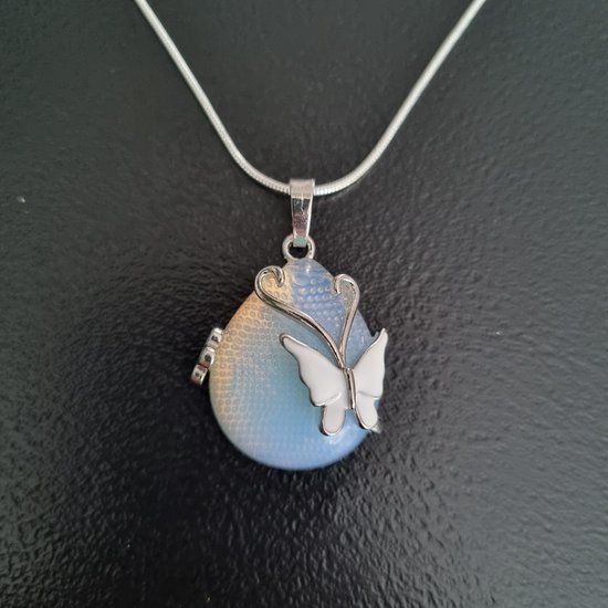 Edelsteen met zilveren ketting Opaliet vlinder druppel hanger
