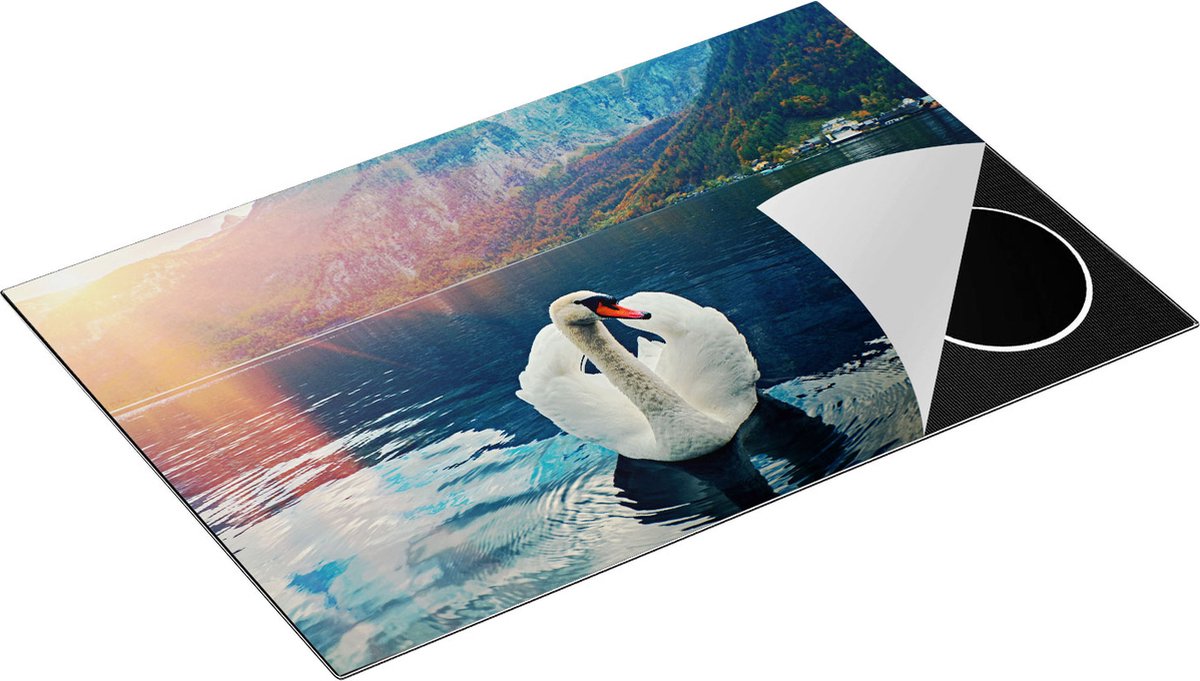 Chefcare Inductie Beschermer Zwaan op het Water in de Bergen - 81,2x52 cm - Afdekplaat Inductie - Kookplaat Beschermer - Inductie Mat