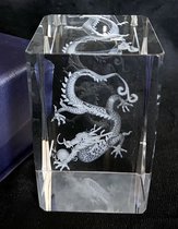 kristal glas laserblok met 3D afbeelding van Feng Shui Draak 5x8cm