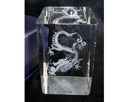 kristal glas laserblok met 3D afbeelding van Feng Shui Draak 5x8cm
