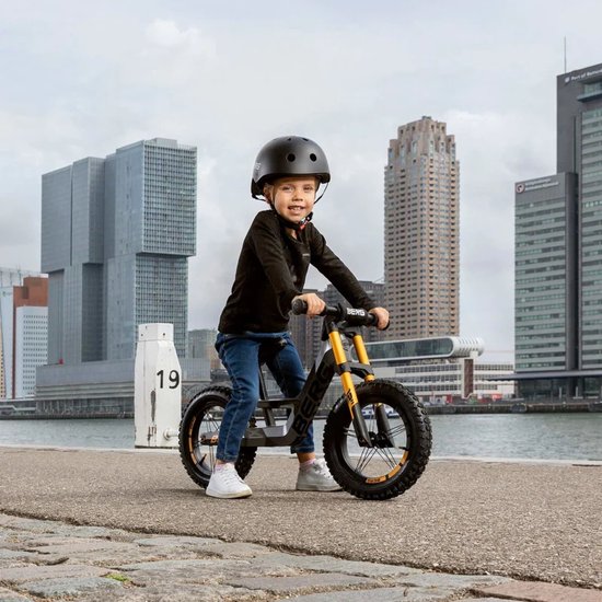 BERG Helm S 48-52cm - Helm voor kinderen - Zwart van BERG — afbeelding 4
