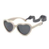Maesy - baby zonnebril Maes - 0-2 jaar - flexibel buigbaar - verstelbaar elastiek - gepolariseerde UV400 bescherming - jongens en meisjes - hartvormige babyzonnebril - beige ecru