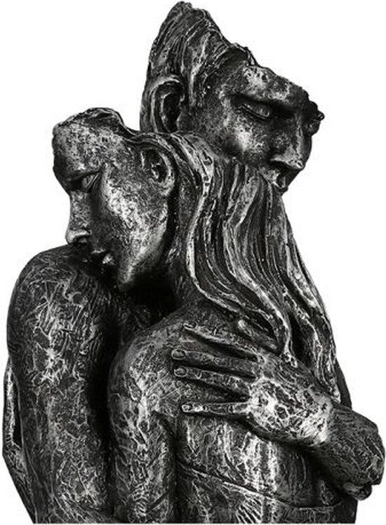skulpter embrace knuffelend koppel uit polyresin,