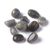 Sattva Rocks | Labradoriet trommelstenen 100 gram (±10-20mm) in een linnen kado zakje