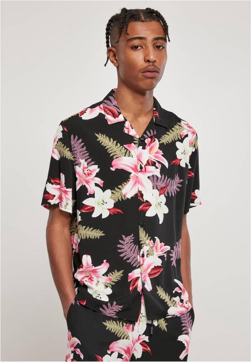 Urban Classics Viscose AOP Resort Shirt Shirt met korte mouwen meerkleurig 3XL Heren Multicolor
