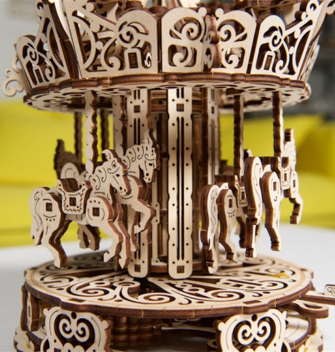 UGEARS Houten 3D Model - Carrousel — afbeelding 10