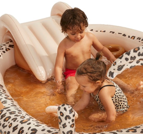 Swim Essentials - Speelzwembad met panterprint - Zwembadje - Opblaasbaar - Glijbaan - Sproeier - Kinderen - Jongens - Meisjes - Baby - Peuter - PVC - beige - bruin