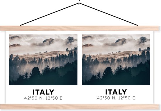 Posterhanger incl. Poster - Schoolplaat - Italië - Dolomieten - Bos - Mist - 150x75 cm - Blanke latten