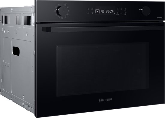 Zwarte inbouw combimagnetron, zijprofiel met gesloten deur en digitaal display.