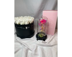 Gift box - AG Luxurygifts cadeau box - flower box - beauty and the beast rose - rozen box - luxe - Valentijnsdag - Liefde - soap roses - box - flowerbox - gift