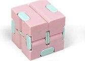 Infinity cube | fidget toys | pastel roze