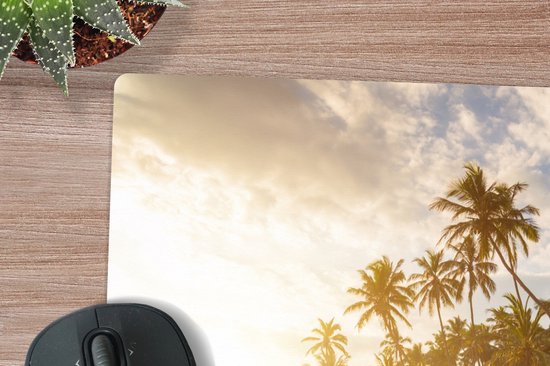 Muismat XXL - Bureau onderlegger - Bureau mat - Zee - Zwemmen - Eiland - 80x60 cm - XXL muismat