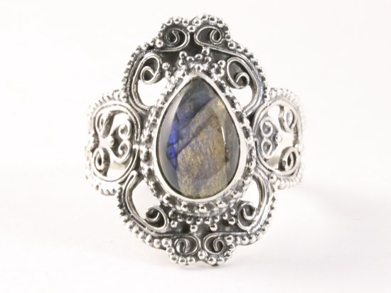 Bague artisanale en argent avec labradorite - taille 18