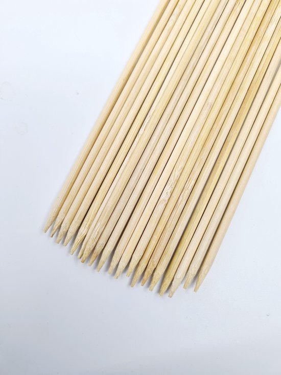 100! stuks ̶€̶ ̶1̶5̶,̶-̶ NU TIJDELIJK € 13,00 Bamboestokken Splitbamboe van ↨40cms Ø 4.0m (200 stuks € 20,= - 500 stuks € 35,=) incl bezorgen! plantenstokken, orchideeën, moestuin, hobbymateriaal, perfect gepunt bamboe hobbymateriaal bamboo
