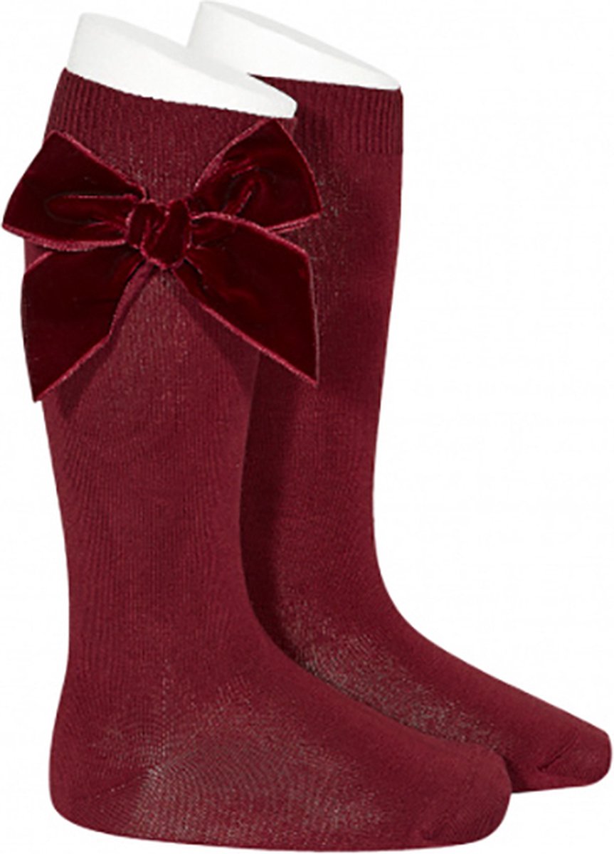 Cóndor Kniekous met Velvet Strik | 2489/2 | Garnet/Donkerrood | 3-6 mnd | maat 00