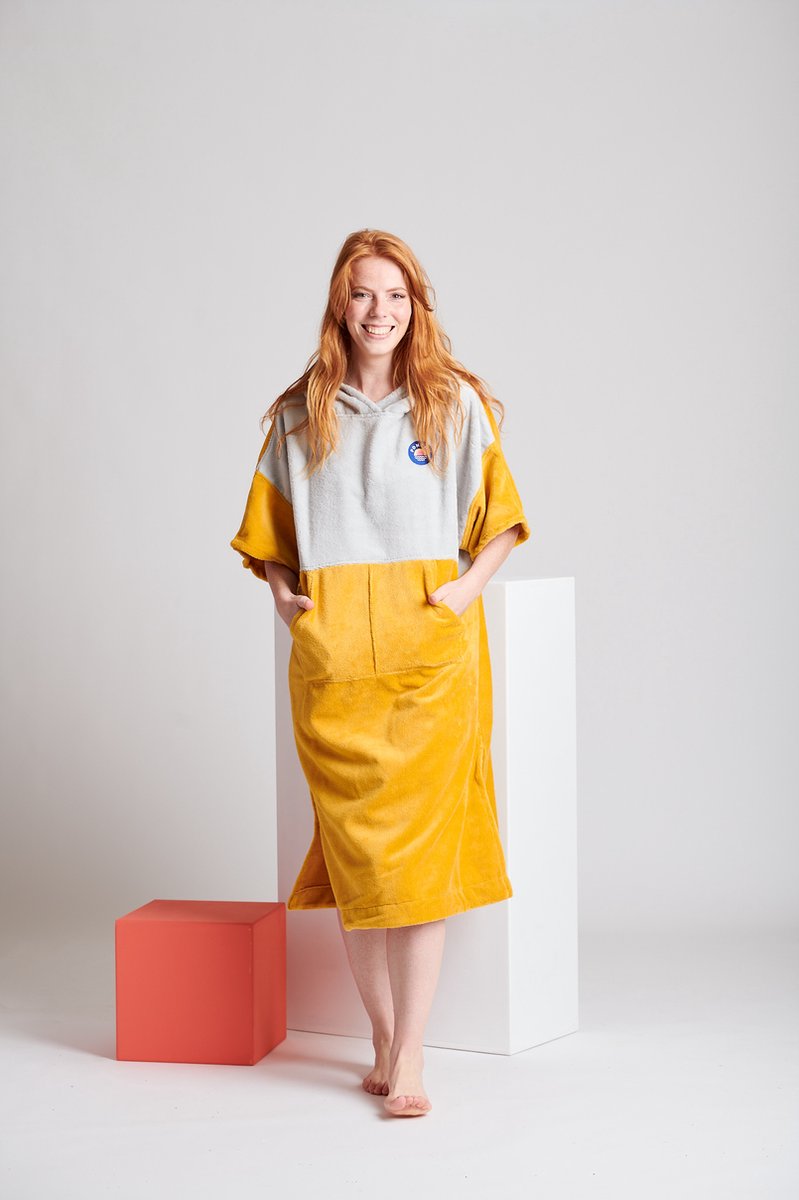 Ponchy - Amarelo Ouro - Two Tone Bamboe Handdoek Poncho - Groot