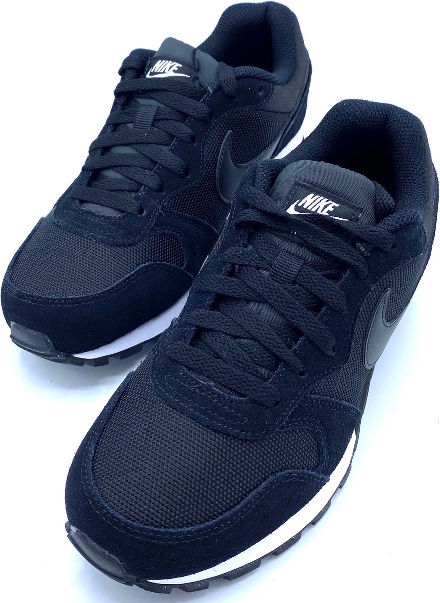 Bewonderenswaardig gebaar Competitief Nike MD Runner 2- Sneakers Dames- Maat 37.5 | bol.com