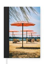 Notitieboek - Schrijfboek - Parasols op Sugar Beach - Notitieboekje klein - A5 formaat - Schrijfblok
