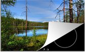 KitchenYeah® Inductie beschermer 80x52 cm - Reflectie van bossen in een kalm meer in het Nationaal park Skulesogen - Kookplaataccessoires - Afdekplaat voor kookplaat - Inductiebeschermer - Inductiemat - Inductieplaat mat