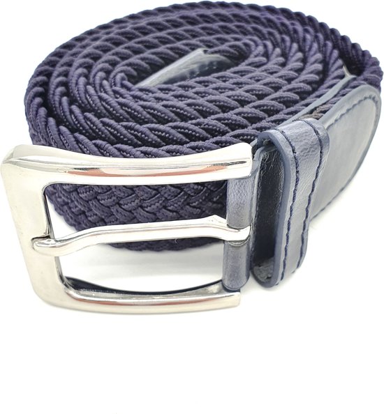 Ceinture tressée bleu marine avec boucle argentée et passant en cuir bleu marine.