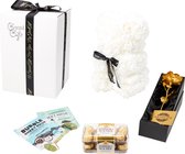 GreatGift® - Cadeaupakket I Love You - Romantisch Cadeau- Valentijn - Rozen Beer- Jade roller - Ferrero Rocher - Cadeau pakket Met Leuke Spullen