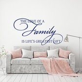 Muursticker The Love Of A Family Is Life's Greatest Gift -  Donkerblauw -  80 x 43 cm  -  alle muurstickers  woonkamer  engelse teksten - Muursticker4Sale