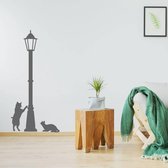 Muursticker Lantaarn Met Poesen - Donkergrijs - 120 x 56 cm - woonkamer dieren