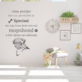 Muursticker Mopshond -  Donkergrijs -  40 x 56 cm  -  woonkamer  nederlandse teksten   - Muursticker4Sale