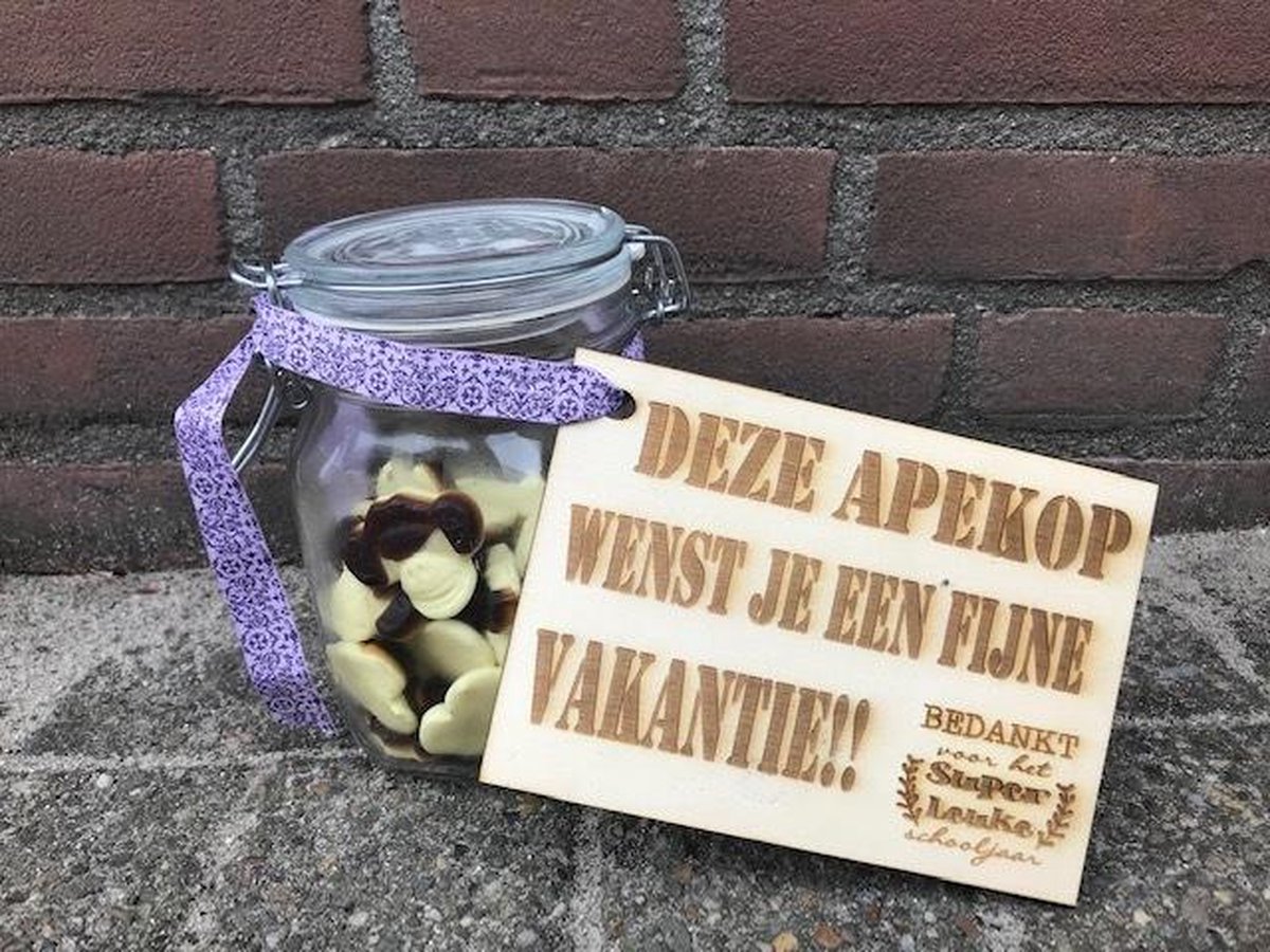 houten kaartje met tekst apekop / juf / meester / afscheid / einde