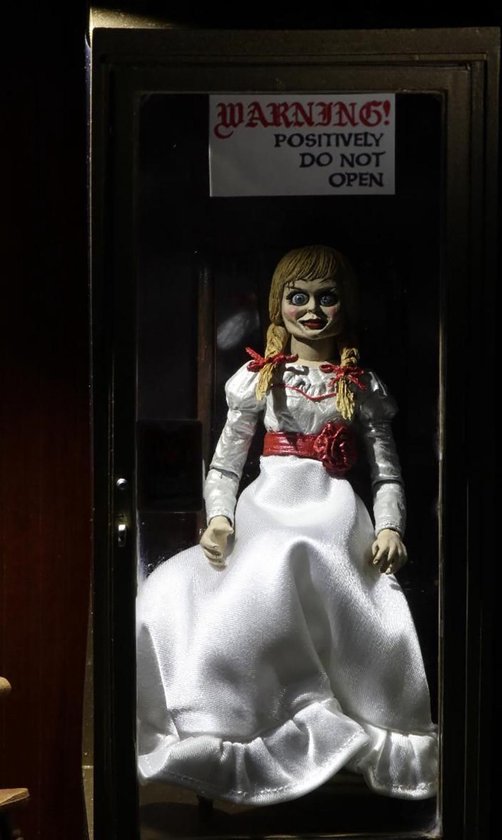 Annabelle - Ultimate Action Figure - Annabelle Comes Home | bol.com