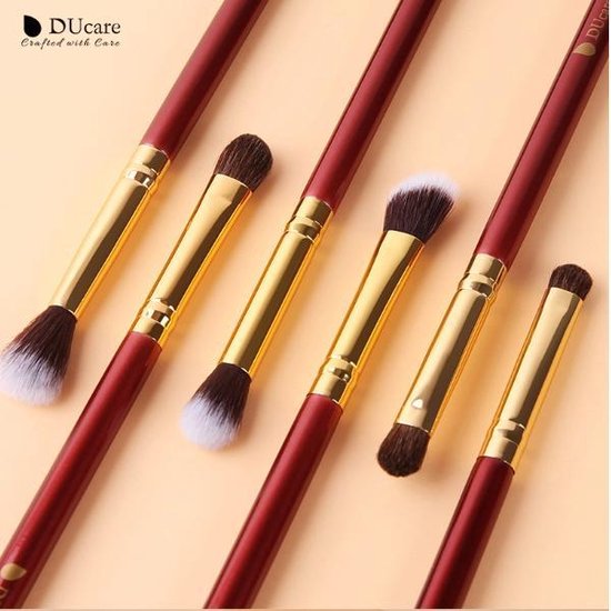 DUcare - 7-delige make-up set - Eyeliner - Make up kwasten set - Concealer - Foundation - Oogschaduw kwasten - Rood - DuCare