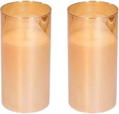 LED kaars/stompkaars in goudkleurig glas 15 cm flakkerend 2 stuks- Kerst diner tafeldecoratie - Home deco kaarsen