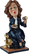 Warren - Stratford - beeldje - vrouwelijke - rechter - juriste -advocate