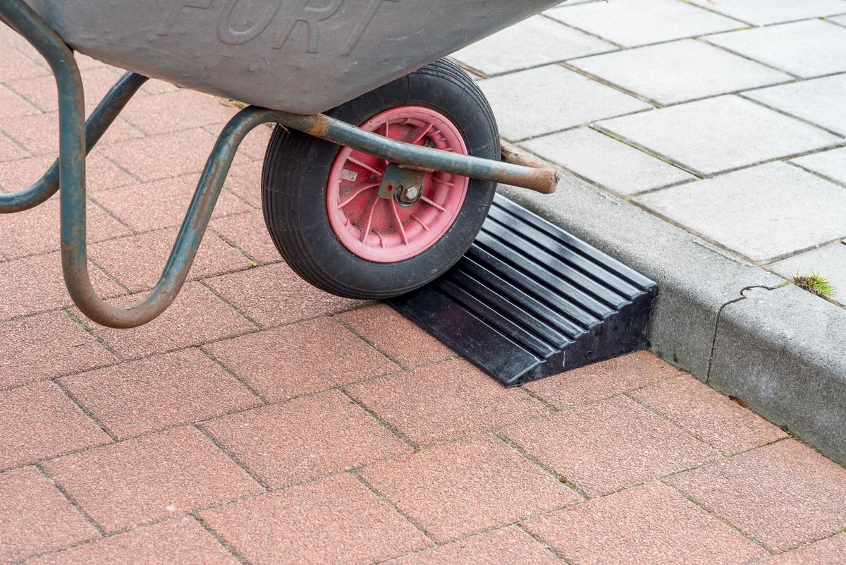 Oprijplaat voor gehandicapten, antislip en slijtvast, hellingen voor binnendeurdrempels, hoge trottoirhellingen, scooter voor gehandicapten, huisdieren (50 x 100 x 16 cm